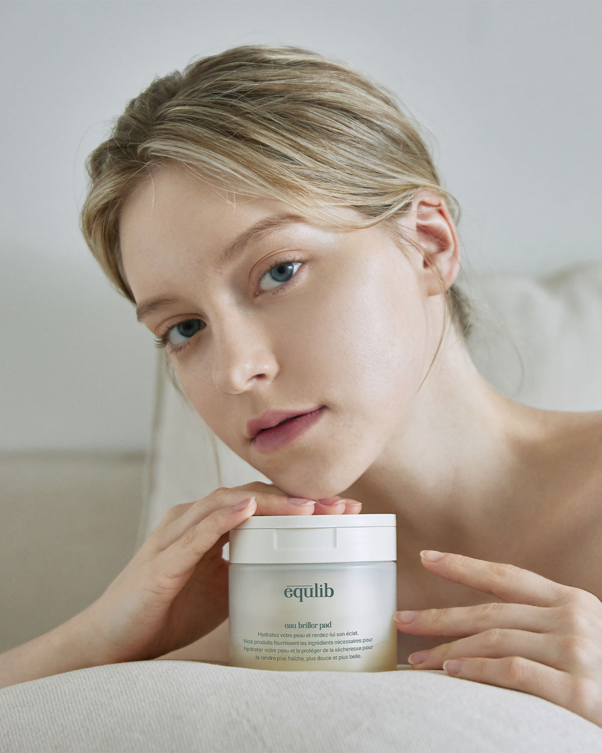 Equlib Eau Briller Pad_Radiance-Boosting & Hydrating Exfoliating Pads