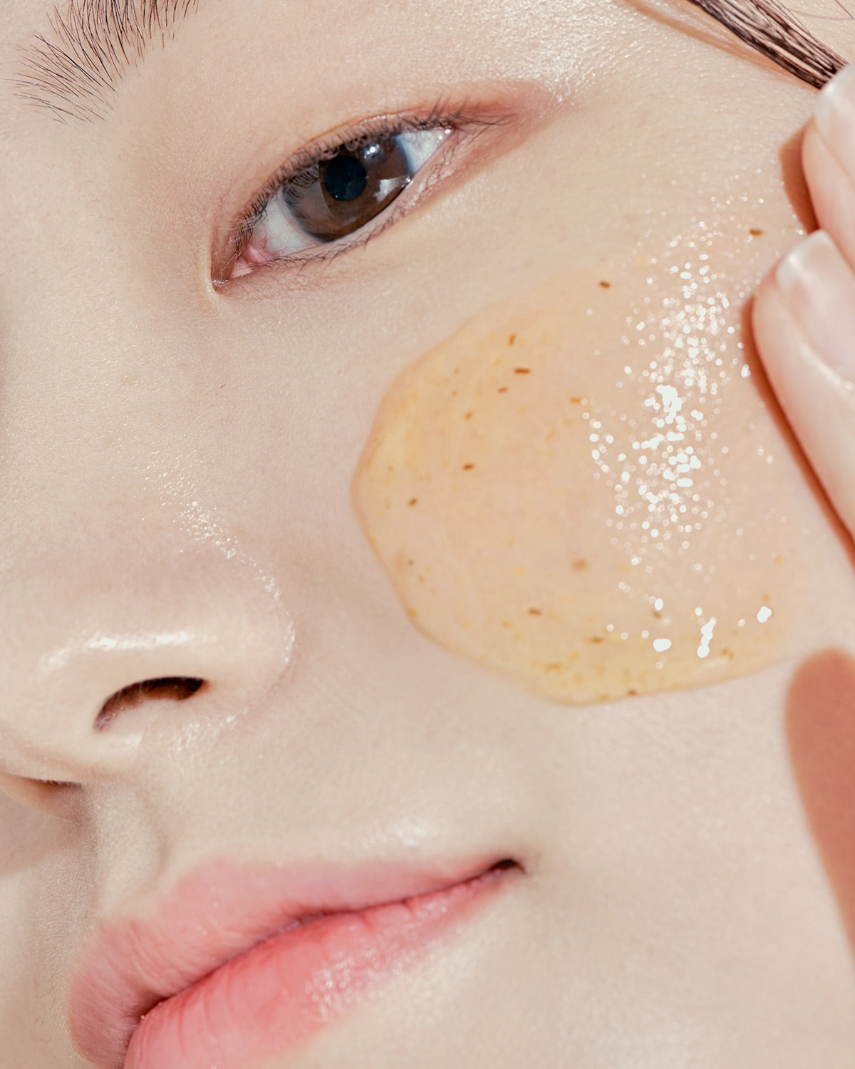Hyggee Relief Chamomile Mask_Hydrating and Soothing Chamomile Wash-off Mask