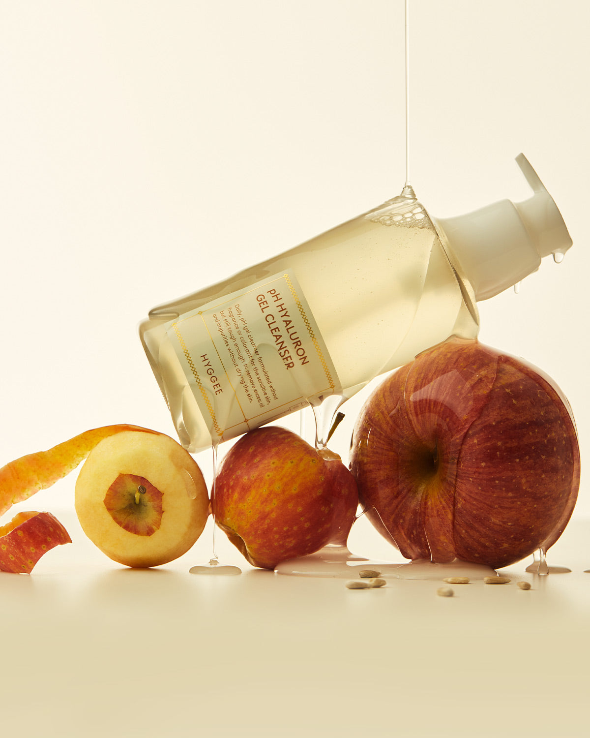 Hyggee pH Hyaluron Gel Cleanser_Hydrating and Gentle Gel Cleanser with 8 Layers of Hyaluronic Acid