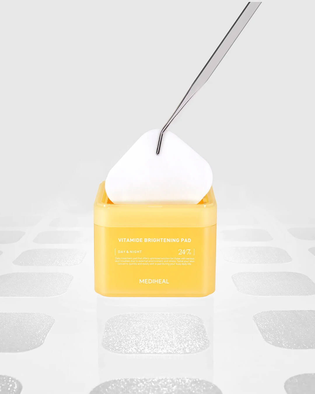 Ohlolly Korean Skincare Mediheal Vitamide Brightening Pad