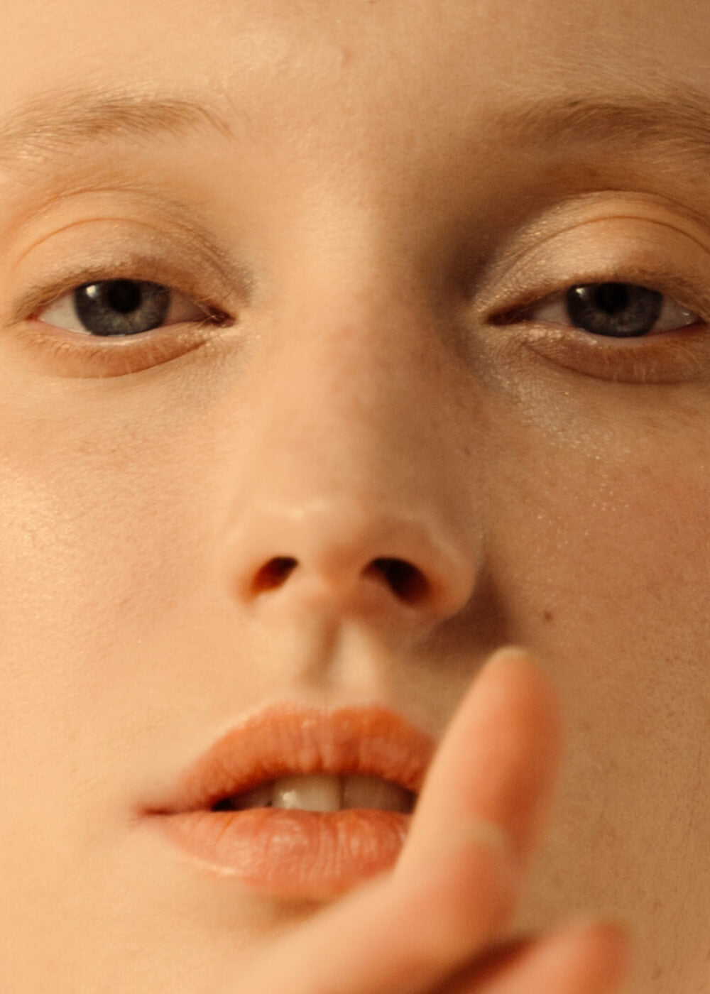 split_image.alt | escape