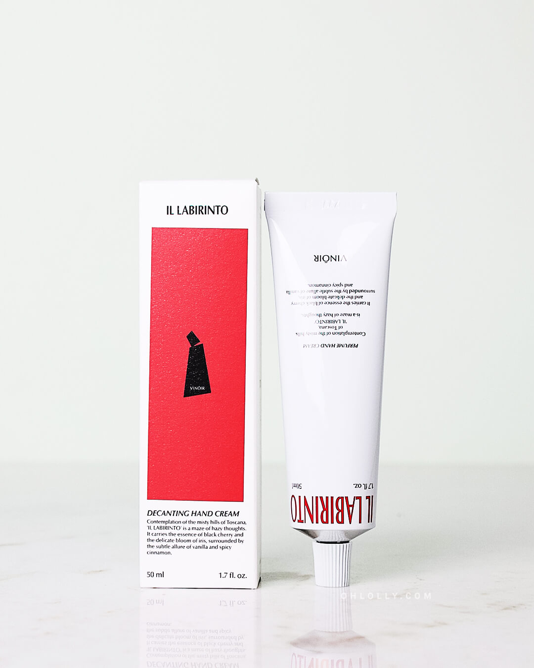 Ohlolly Korean Skincare Vinoir Decanting Hand Cream | Il Labirinto. Scented moisturizer for dry hands. Box and product on tabletop.