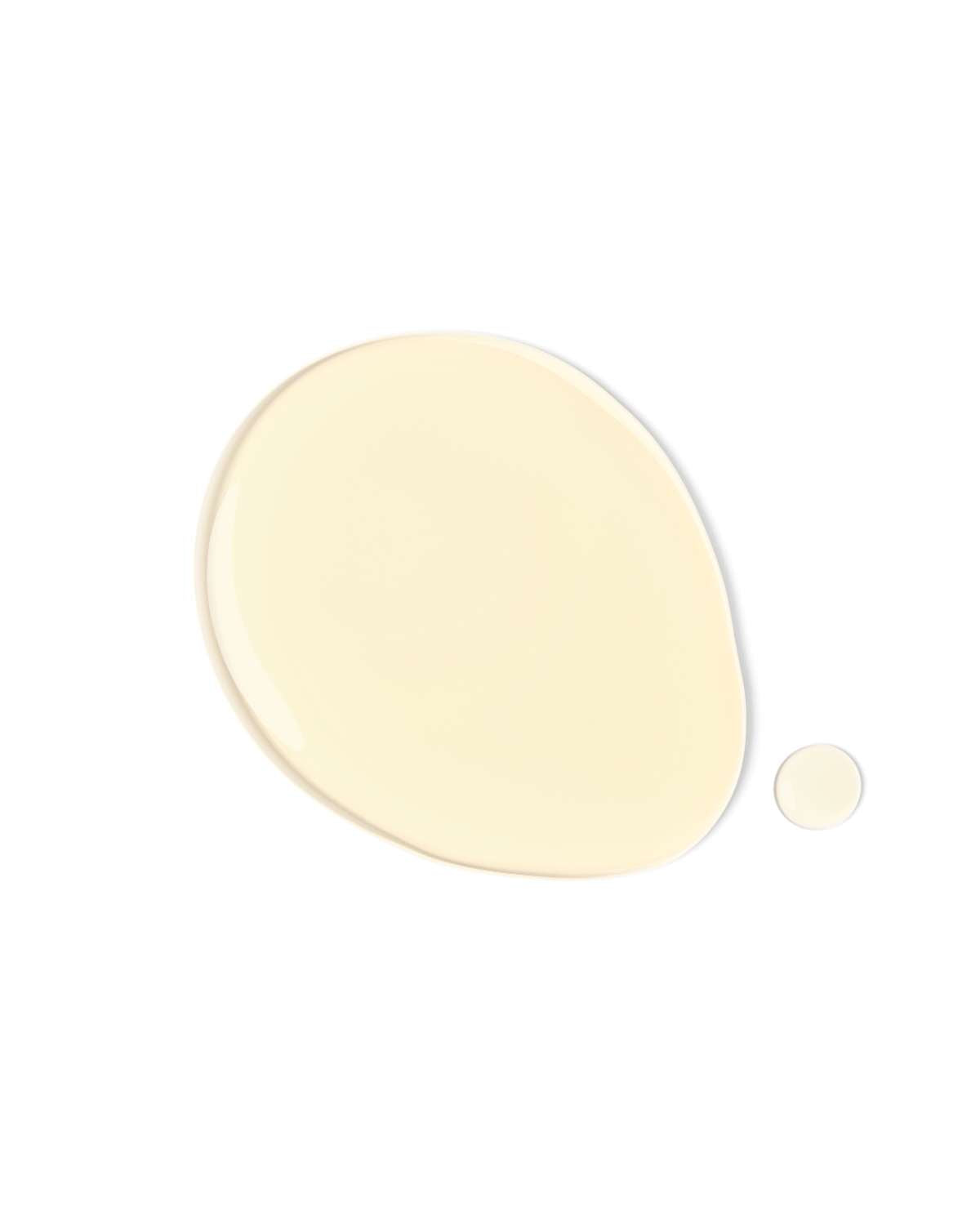 A clear, lightweight golden oil swatch of the Teluris Hydration Duo Cleansing Oil on a white background.