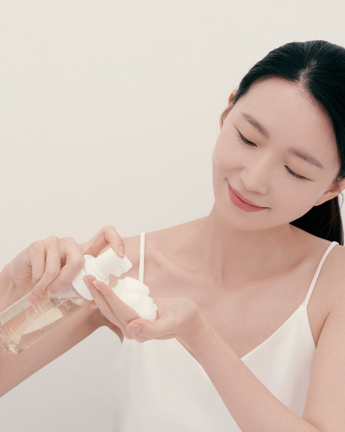 Urang Creamy Bubble Foam Cleanser_Vegan, All-Natural Cleanser