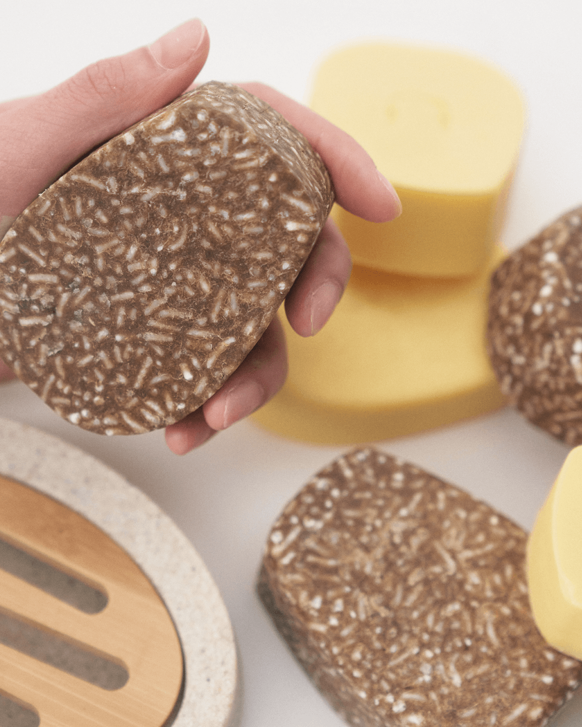 Urang Moringa Healthy Scalp Shampoo Bar_Scalp Treating Shampoo Bar