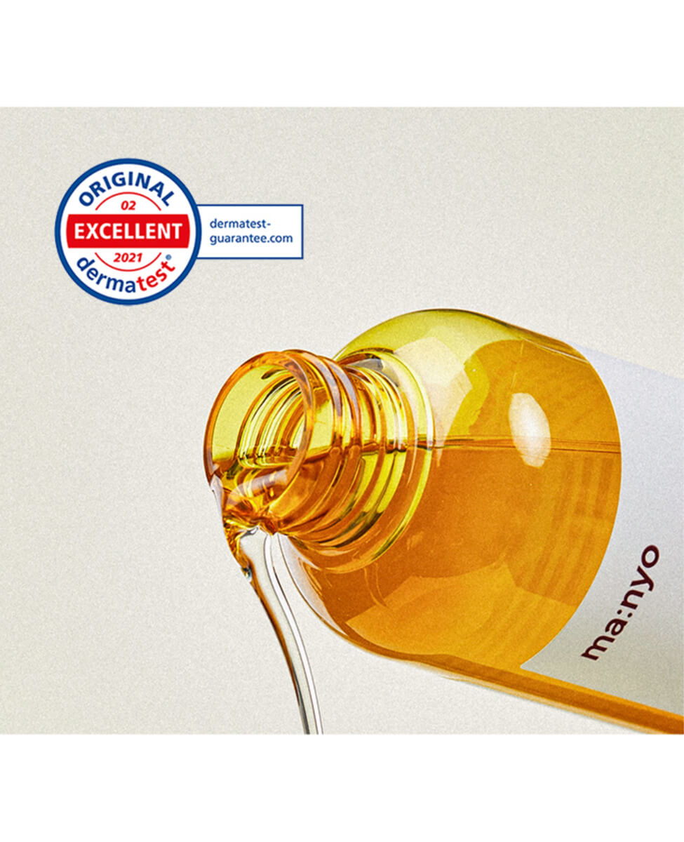 ma:nyo Pure Cleansing Oil_Clarifying Oil Cleanser_texture, oil cleanser, first cleanser, dermatology tested