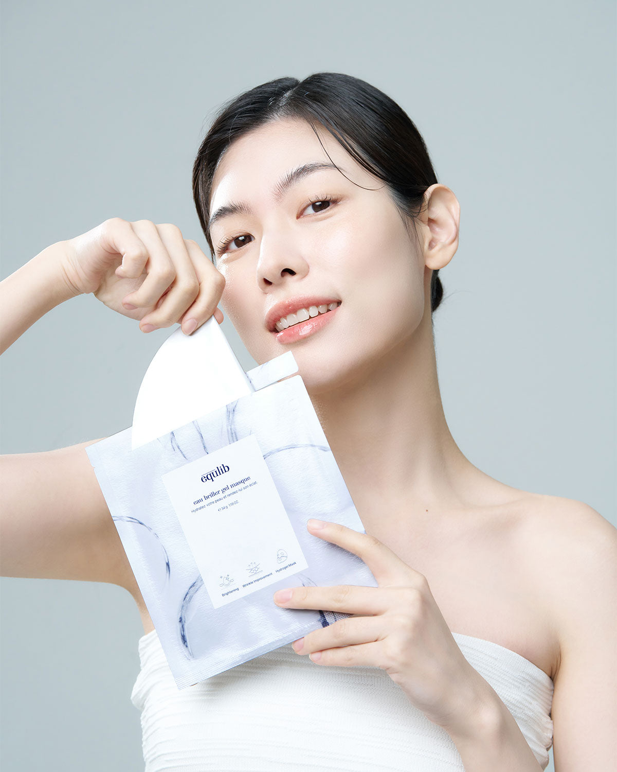 Equlib Eau Briller Gel Masque_Brightening Hydrogel Mask for a Radiant Complexion