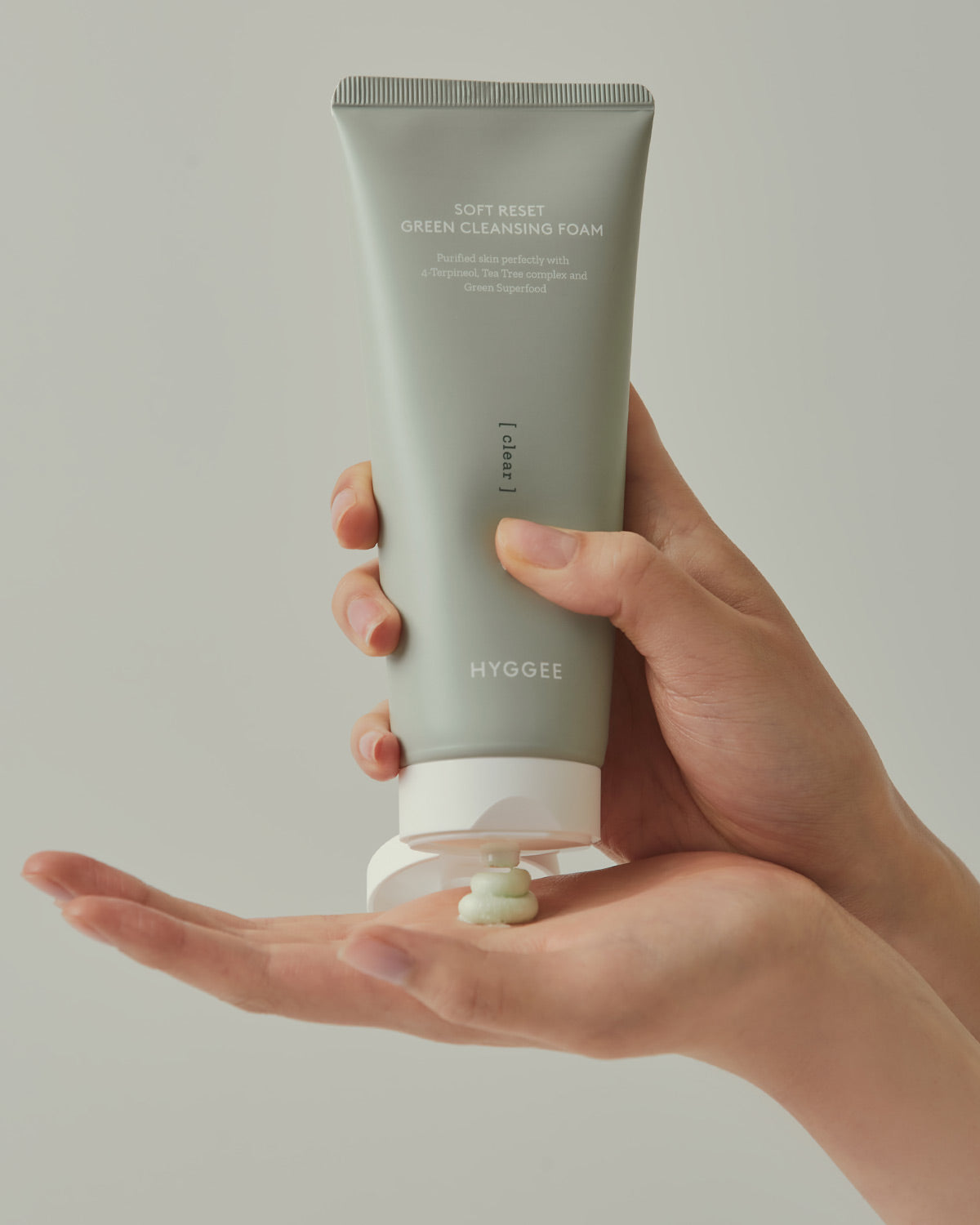 Hyggee Soft Reset Green Cleansing Foam_Gentle and Refreshing Cleansing Foam with Green Superfoods and Tea Tree
