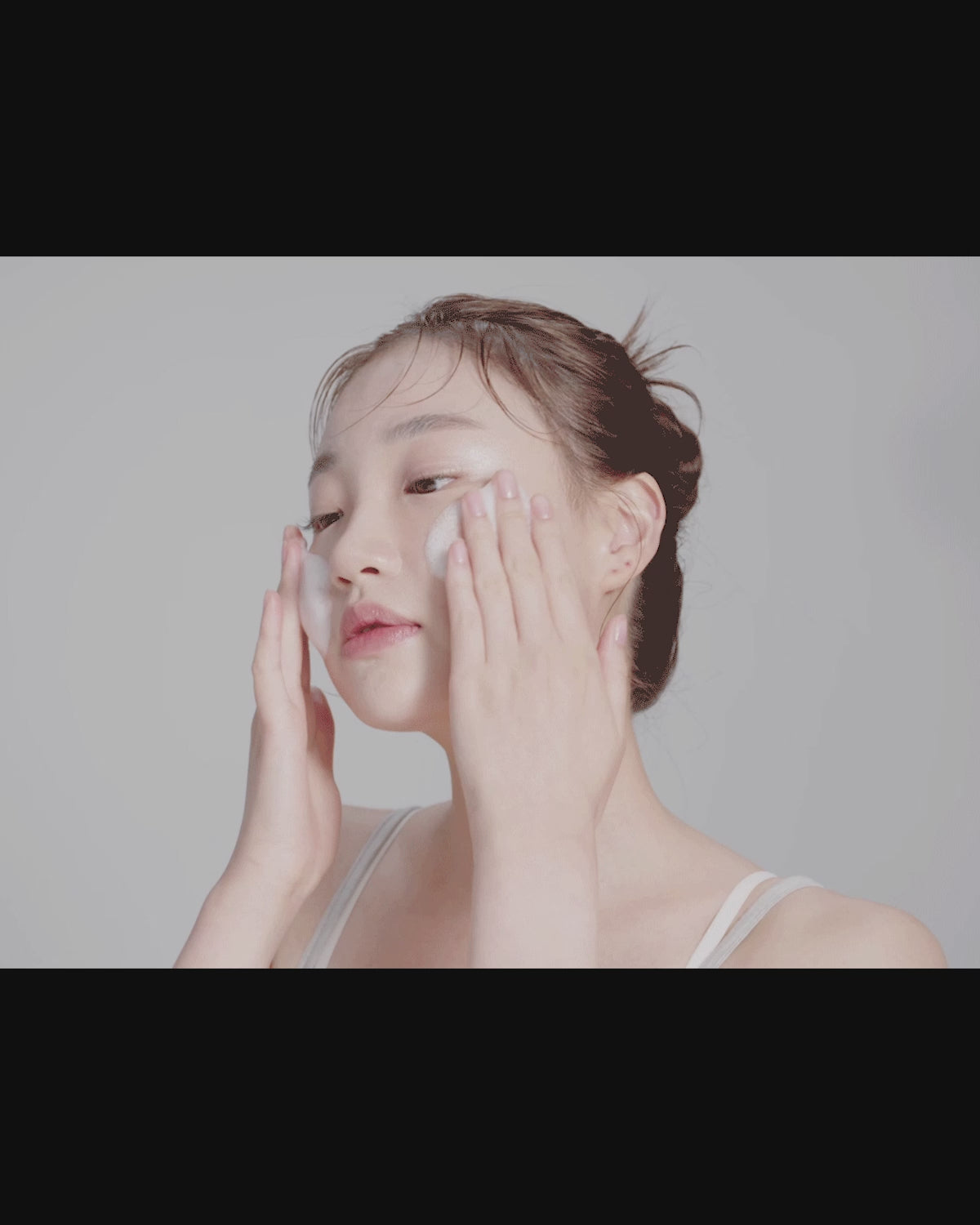Hyggee All-In-One Care Cleansing Foam_Gentle and Hydrating Bubble Mousse Cleanser for Balanced Skin