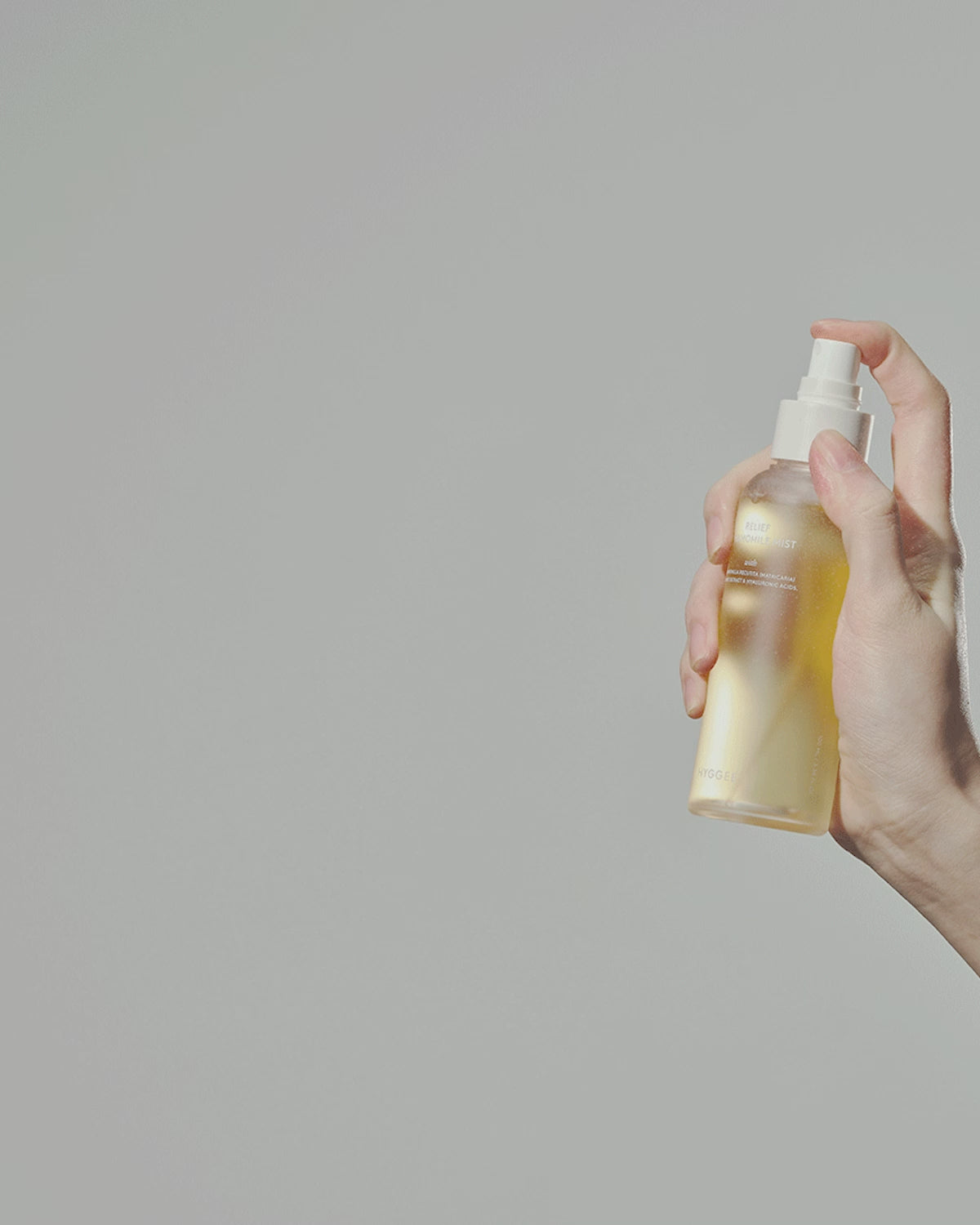 Hyggee Relief Chamomile Mist_Hydrating and Soothing Chamomile Face Mist