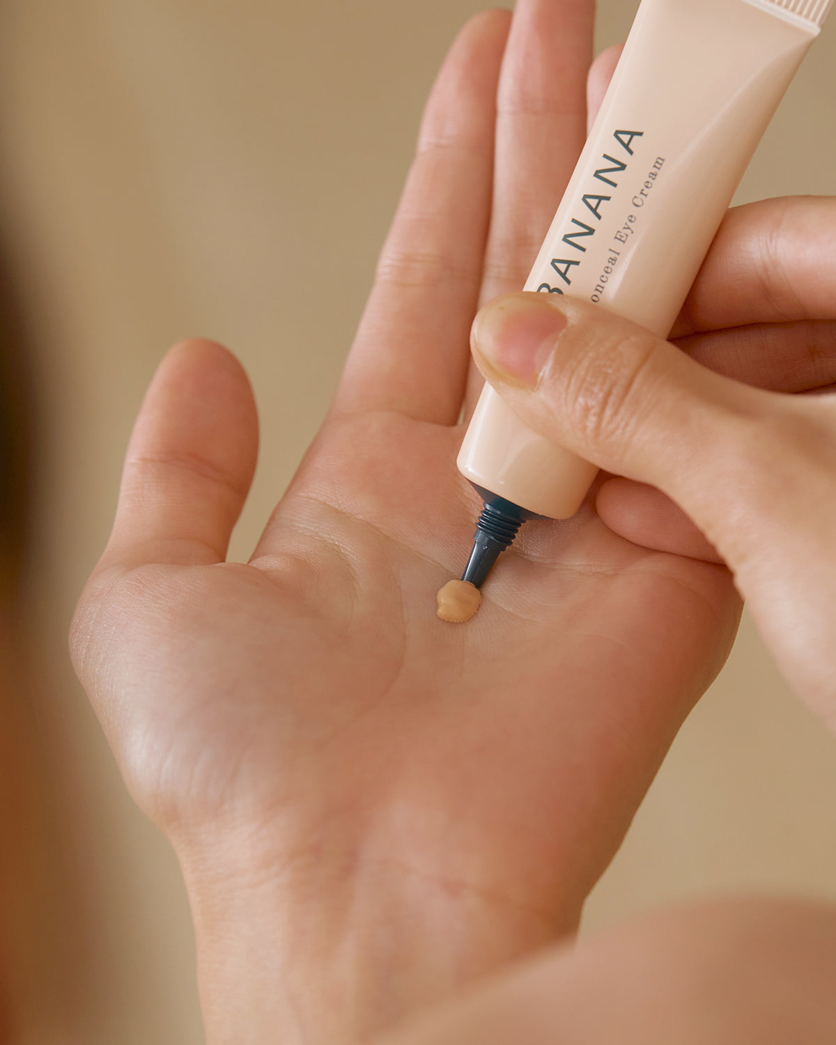 shaishaishai Banana Conceal Eye Cream_Brightening, Hydrating, Color-Correcting Concealer