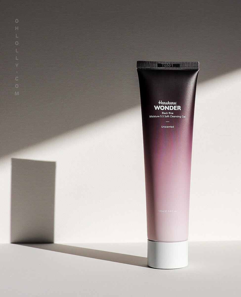 Haruharu Wonder Black Rice Moisture 5.5 Soft Cleansing Gel